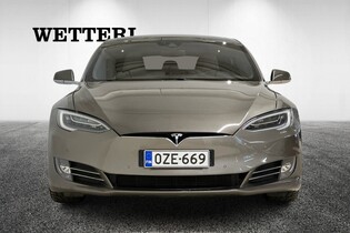 Tesla Model S vaihtoauto