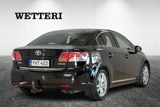 Toyota Avensis vaihtoauto