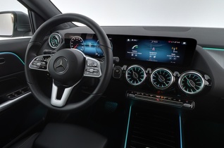 Mercedes-Benz EQA vaihtoauto