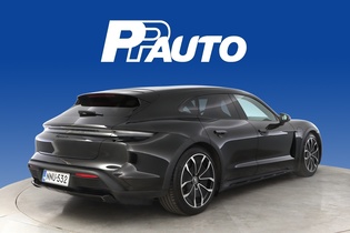 Porsche Taycan vaihtoauto