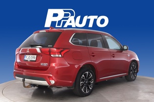Mitsubishi Outlander PHEV vaihtoauto
