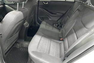 Hyundai IONIQ hybrid vaihtoauto