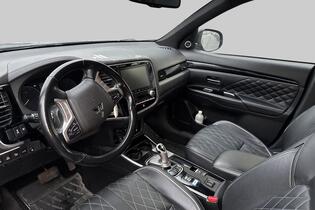 Mitsubishi Outlander PHEV vaihtoauto