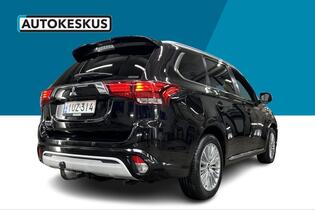 Mitsubishi Outlander PHEV vaihtoauto