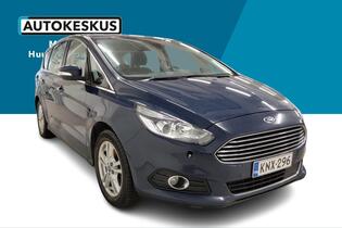 Ford S-MAX vaihtoauto