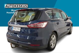 Ford S-MAX vaihtoauto