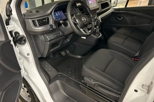 Nissan Primastar vaihtoauto