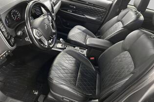 Mitsubishi Outlander PHEV vaihtoauto