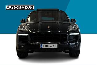 Porsche Cayenne vaihtoauto
