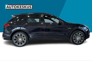 Porsche Cayenne vaihtoauto