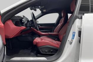 Porsche Taycan vaihtoauto