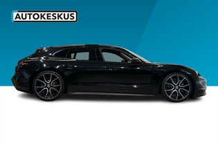 Porsche Taycan vaihtoauto