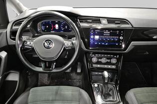 Volkswagen Touran vaihtoauto