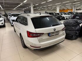 Skoda Superb vaihtoauto