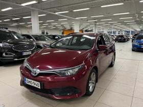 Toyota Auris vaihtoauto