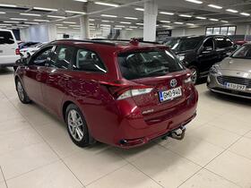 Toyota Auris vaihtoauto