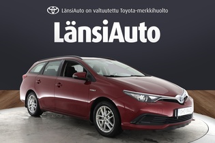 Toyota Auris vaihtoauto