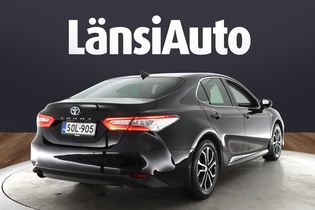 Toyota Camry vaihtoauto