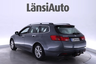 Honda Accord vaihtoauto