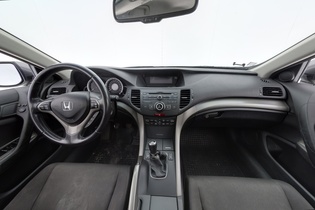 Honda Accord vaihtoauto