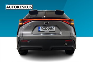 Toyota bZ4X vaihtoauto