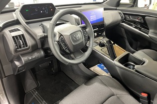 Toyota bZ4X vaihtoauto