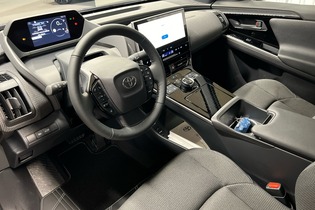 Toyota bZ4X vaihtoauto