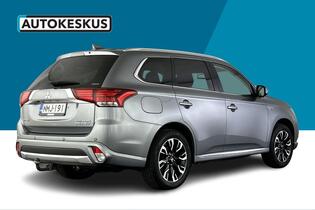 Mitsubishi Outlander PHEV vaihtoauto