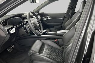 Audi Q8 e-tron vaihtoauto