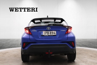 Toyota C-HR vaihtoauto