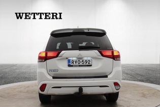 Mitsubishi Outlander PHEV vaihtoauto