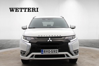 Mitsubishi Outlander PHEV vaihtoauto