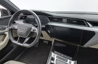 Audi e-tron vaihtoauto