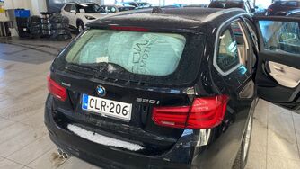 BMW 320 vaihtoauto