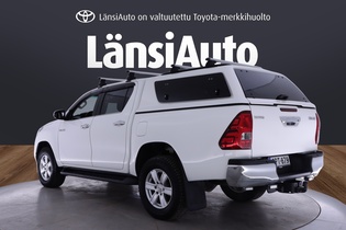 Toyota Hilux vaihtoauto