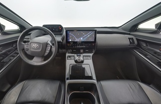 Toyota bZ4X vaihtoauto