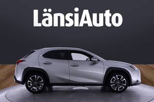 Lexus UX vaihtoauto