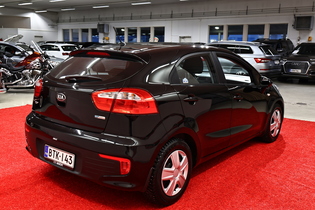Kia Rio vaihtoauto