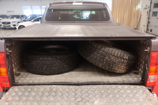 Toyota Hilux vaihtoauto