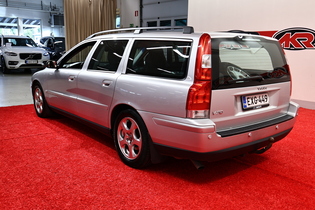 Volvo V70 vaihtoauto