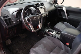 Toyota Land Cruiser vaihtoauto