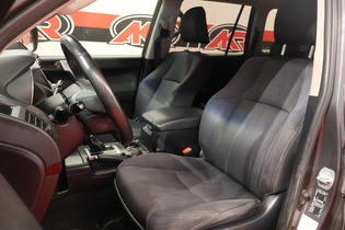 Toyota Land Cruiser vaihtoauto