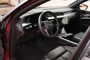 Audi e-tron vaihtoauto