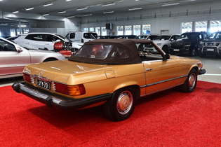 Mercedes-Benz 450 vaihtoauto