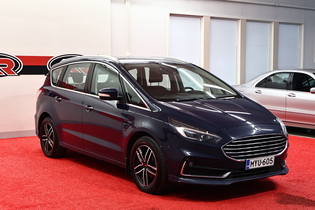Ford S-MAX vaihtoauto