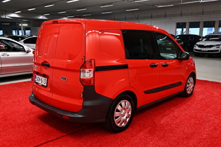 Ford Transit Courier vaihtoauto