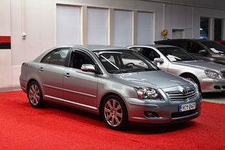 Toyota Avensis vaihtoauto