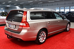 Volvo V70 vaihtoauto