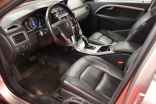 Volvo V70 vaihtoauto