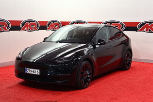 Tesla Model Y vaihtoauto